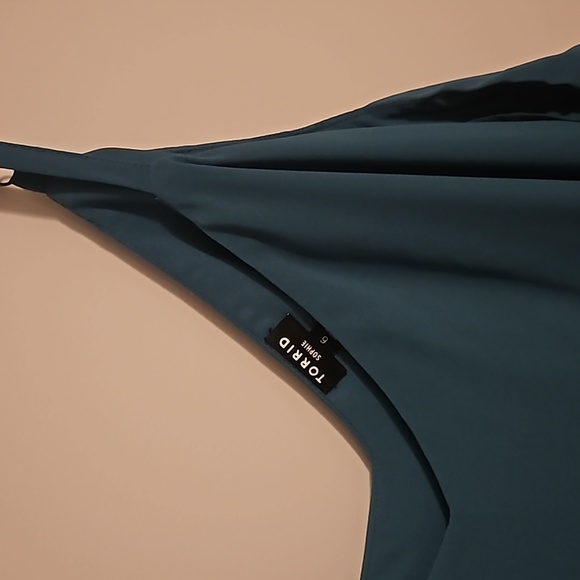 Torrid Sophie Cami in Teal Green - Picture 3 of 4